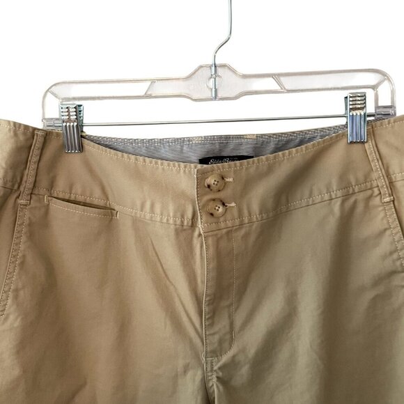 Eddie Bauer Womens Blakely Fit Khaki Bermuda Shorts Size 16 100% Cotton NWT - Picture 2 of 5